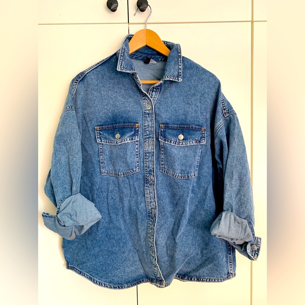 Jean jacket/shirt size M, H&M women’s